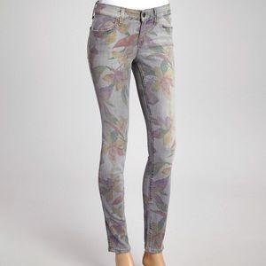 Level 99 Flora Print Jeans Crop Stretch
